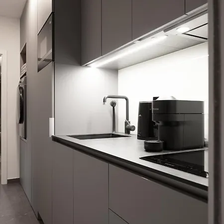 Modern In Karlin - Fully Equipped Apartmán *