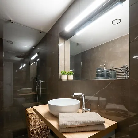 Apartmán Modern In Karlin - Fully Equipped Praha