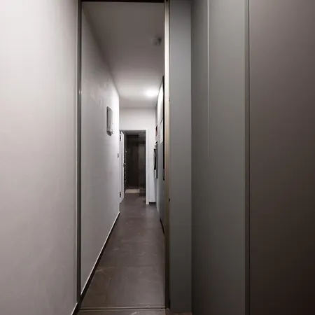 Modern In Karlin - Fully Equipped