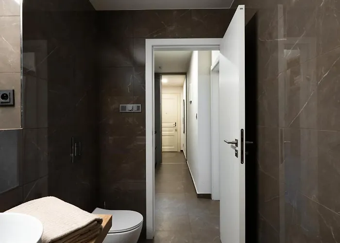 Modern In Karlin - Fully Equipped *