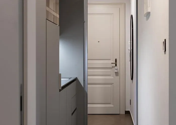 Apartment Modern In Karlin - Fully Equipped *